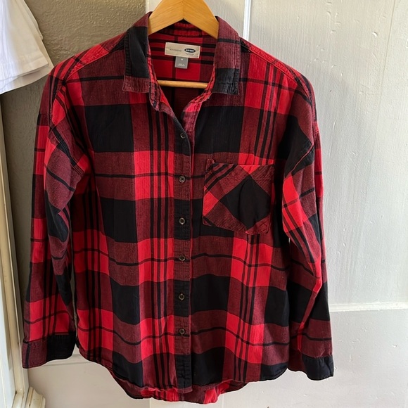 Red and Black Plaid Button-Up Shirt - Picture 7 of 11